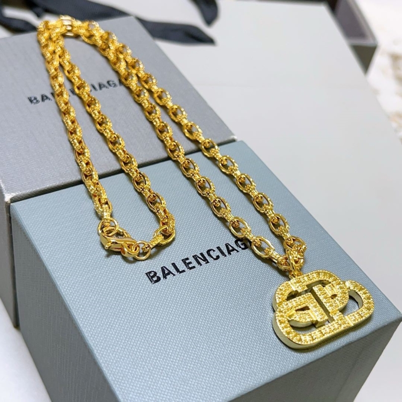 Ba1en*iaga necklaces